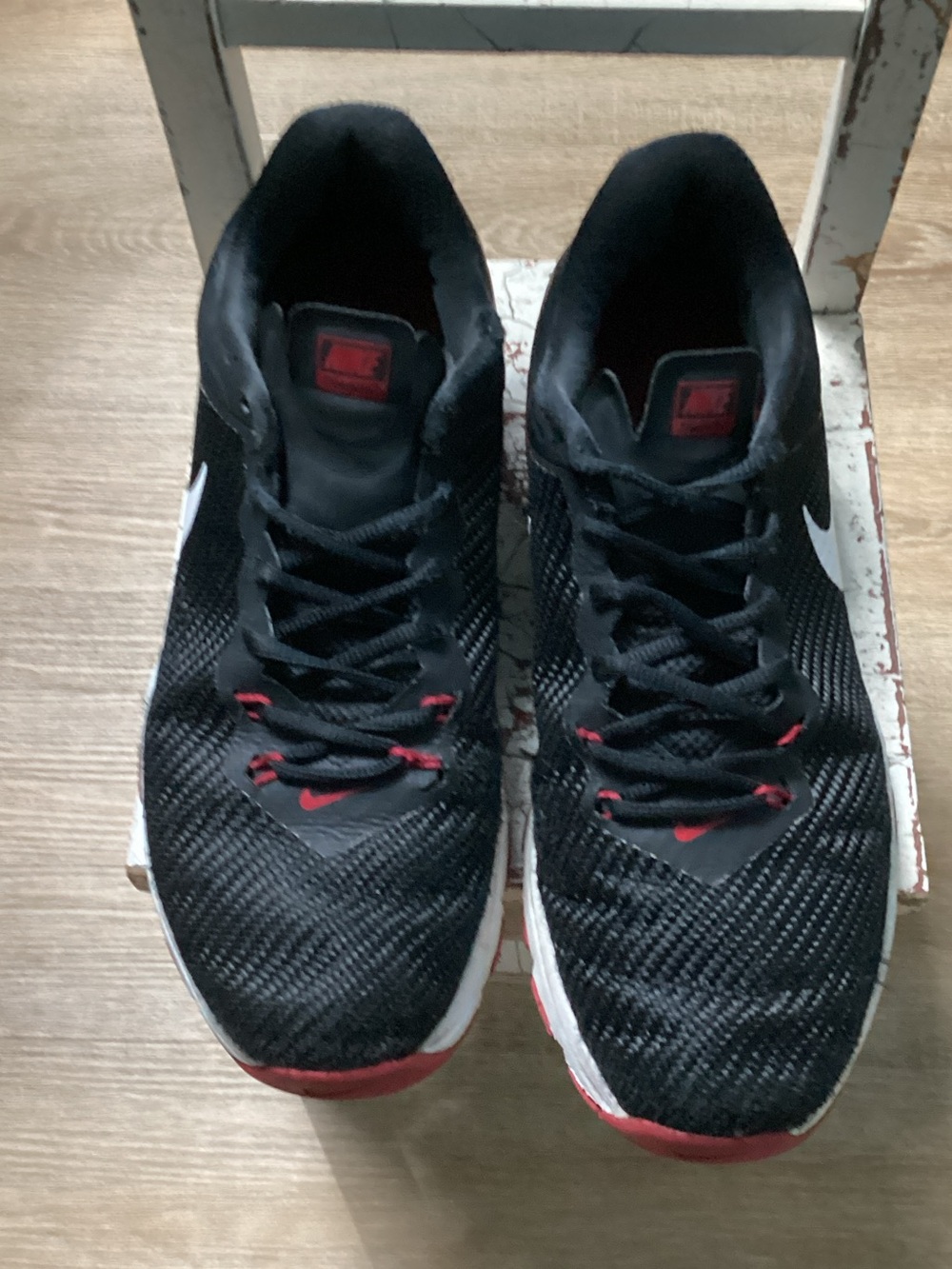 Nike Men's Air Max Full Ride TR 1.5 Sneakers Size 10 869633-060